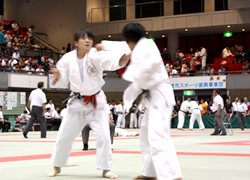 松井、東選手の両名も大健闘でした。（写真左 松井選手）